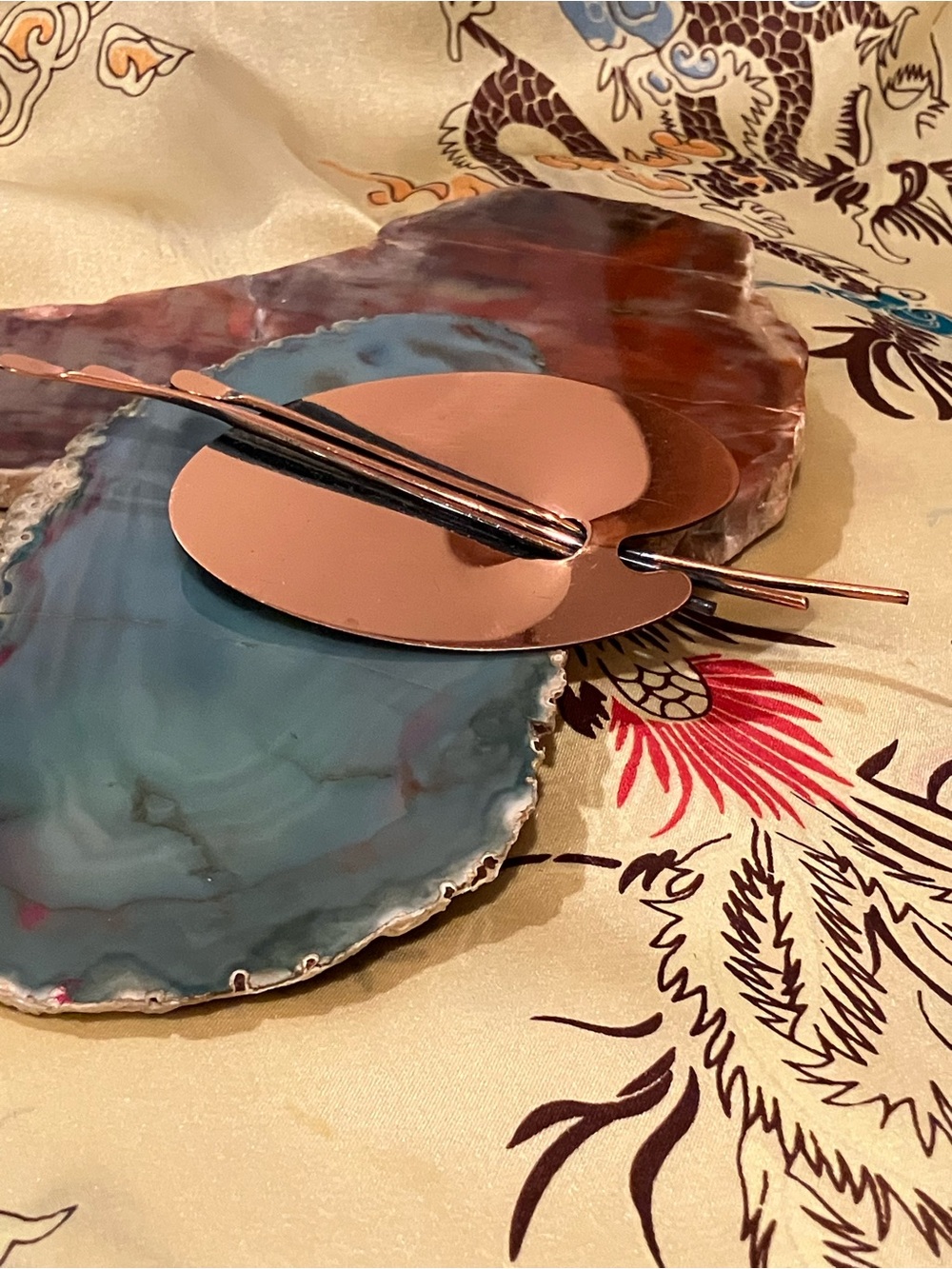 RENOIR ARTIST’S PALETTE VINTAGE BROOCH FROM THE 1950s